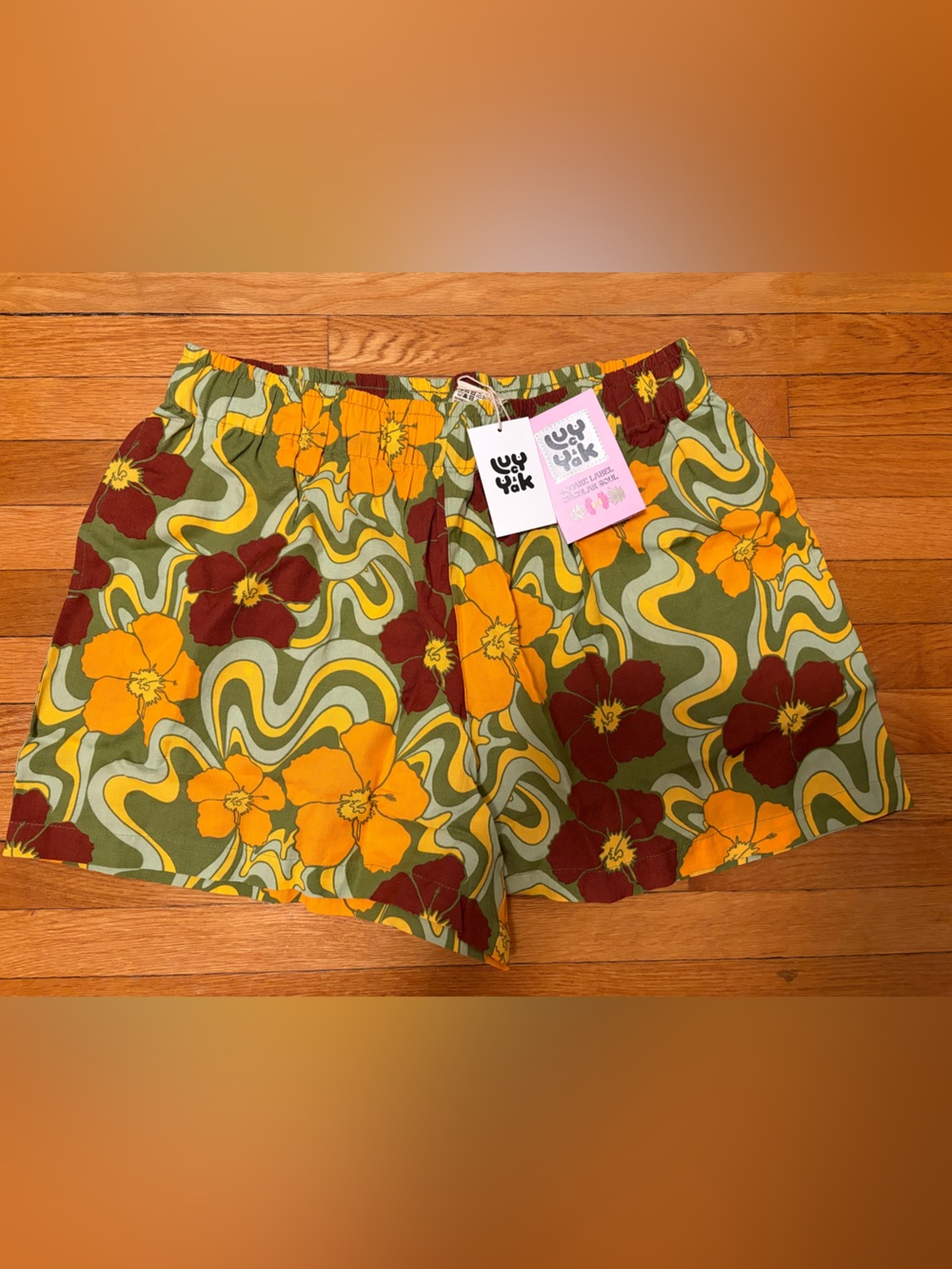 Lucy & Yak Jessie Hibiscus Shorts Size L NWT